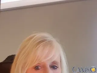 Picture of HotBlondMilf from BongaCams