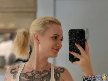 Vivian-Rocks’s (Flirt4Free) Photo