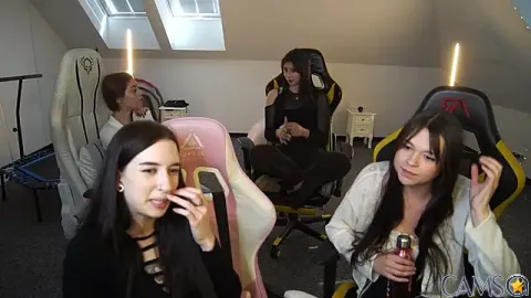 _Lili_054’s (Stripchat) Photo