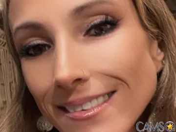 CHLOEE’s (Xcams) Photo