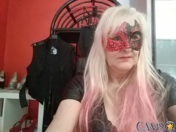 HotBlondMilf’s Xcams Profile Image