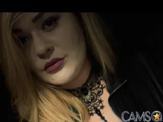 LauraSinnerX’s XloveCam Profile Image