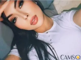 LucyArnoldd’s XloveCam Profile Image