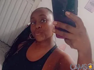 MissFoster’s (XloveCam) Photo