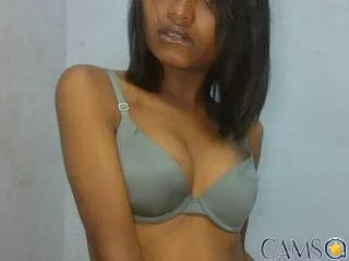 Urshula’s XloveCam Profile Image